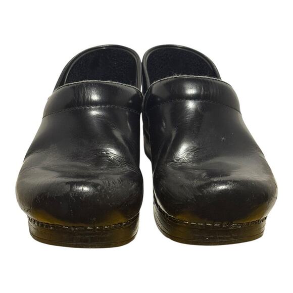 Dansko Professional Black Leather Clogs Women's Size 8 Comfort Work Shoes - Picture 2 of 8